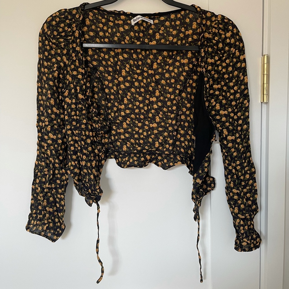 REFORMATION BLACK AND YELLOW FLORAL BUTTON AND TIE TOP